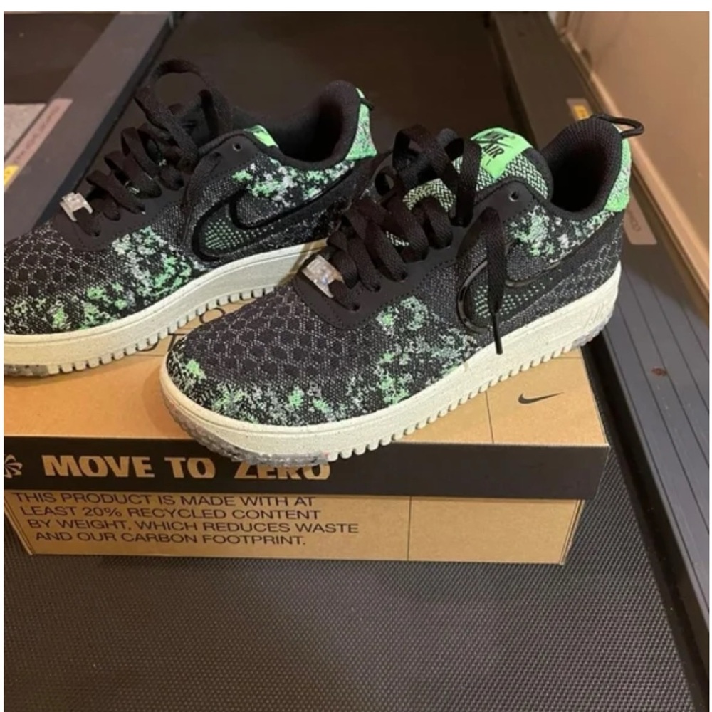 Nike Air Force 1 Crater Flyknit Volt/Black 8